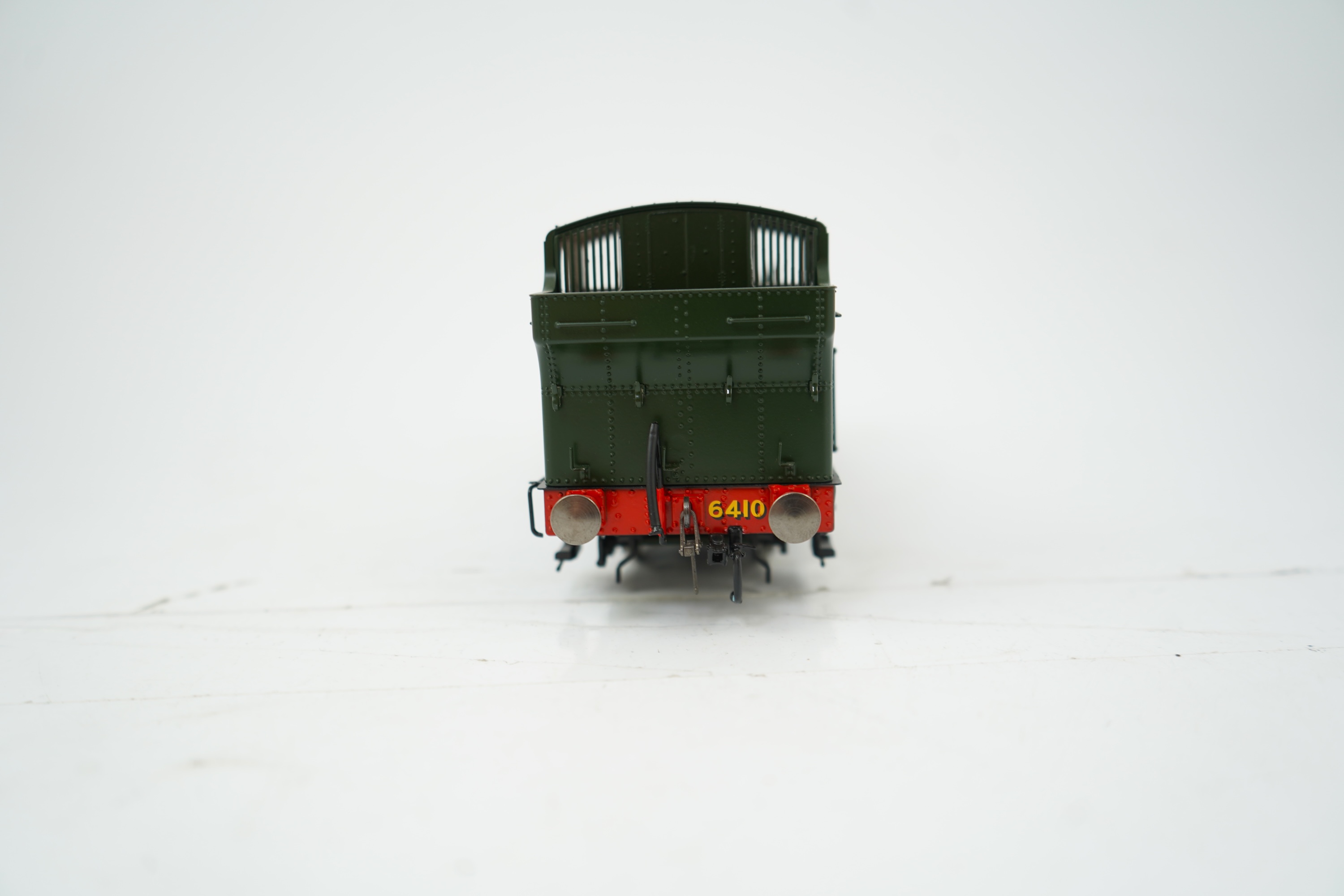 An 0 Gauge ‘Super O’, made in China, model of GWR Class 64xx, 6410, 0-6-0T locomotive, powered for two rail operation.